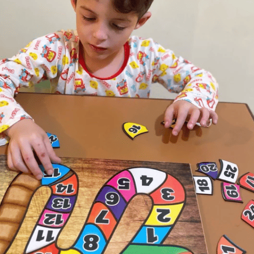 (COMPRE 1 LEVE 2) - Quebra-Cabeça Montessori Cobrinha: Números e Letras